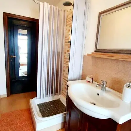 La Casa Di Loryanne Daire Avezzano